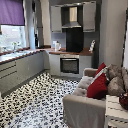 Wonderful, Woodville, Comfortable, Budget, Friendly Hotel *