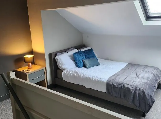 Wonderful, Woodville, Comfortable, Budget, Friendly * 리즈