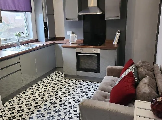 Wonderful, Woodville, Comfortable, Budget, Friendly Hotel *