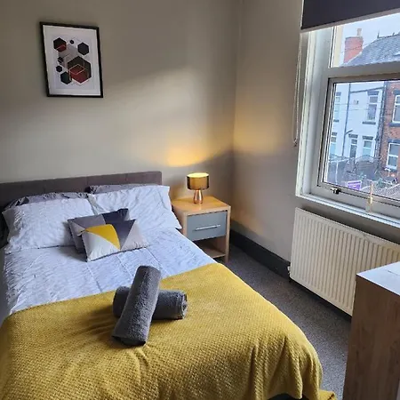 Wonderful, Woodville, Comfortable, Budget, Friendly Leeds (West Yorkshire)